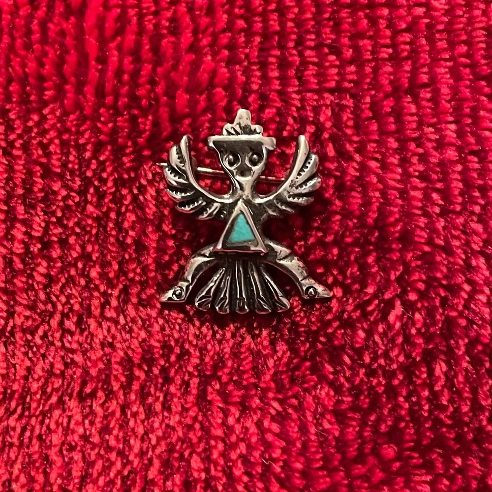 Vintage Zuni Native American Knifewing Pin Brooch